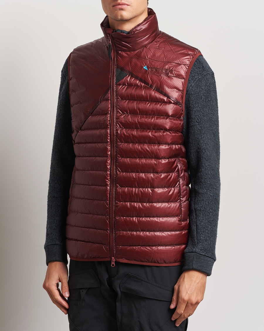 Herr |  | Klättermusen | Lopt Lightweight Down Vest Madder Red