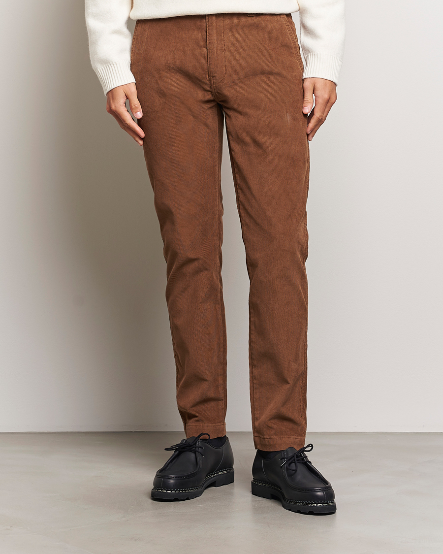 Herr |  | Levi\'s | 14W Corduroy Chino Karla Brown