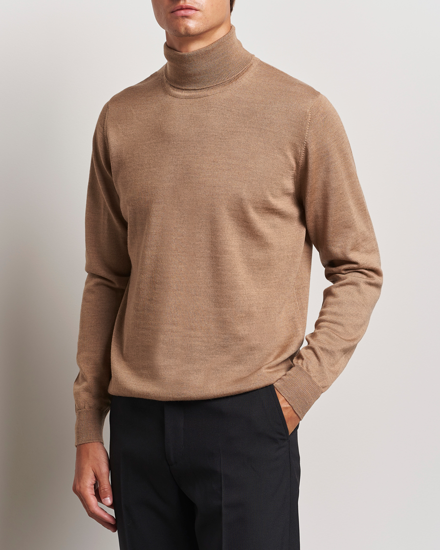 Herr | Business & Beyond - Casual | J.Lindeberg | Kaden Merino Turtleneck Tiger Brown