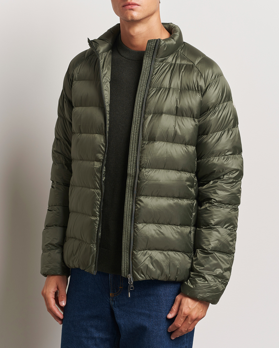 Herr | Lättviktsdunjackor | Pyrenex | Arial 2 Lightweight Down Jacket Deep Khaki