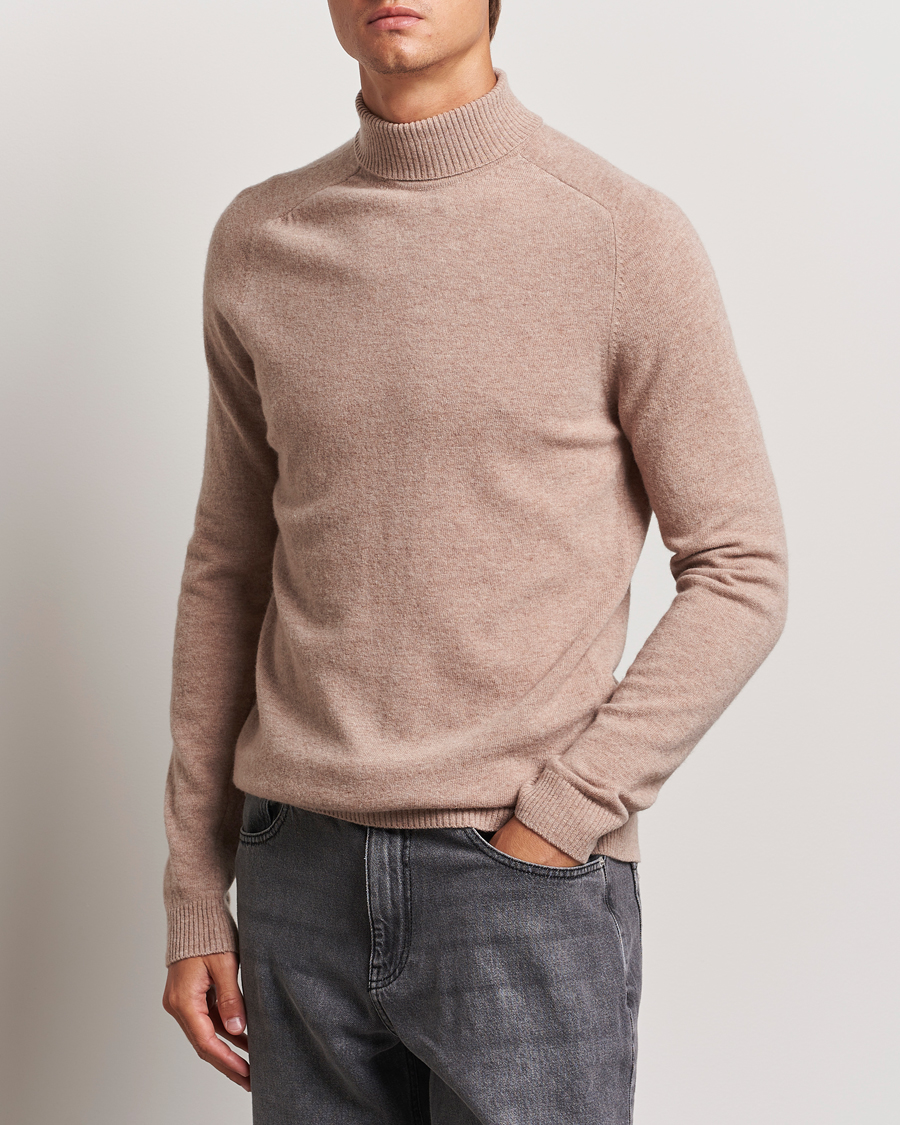 Herr | Polotröjor | KnowledgeCotton Apparel | Lambswool Rollneck Beige