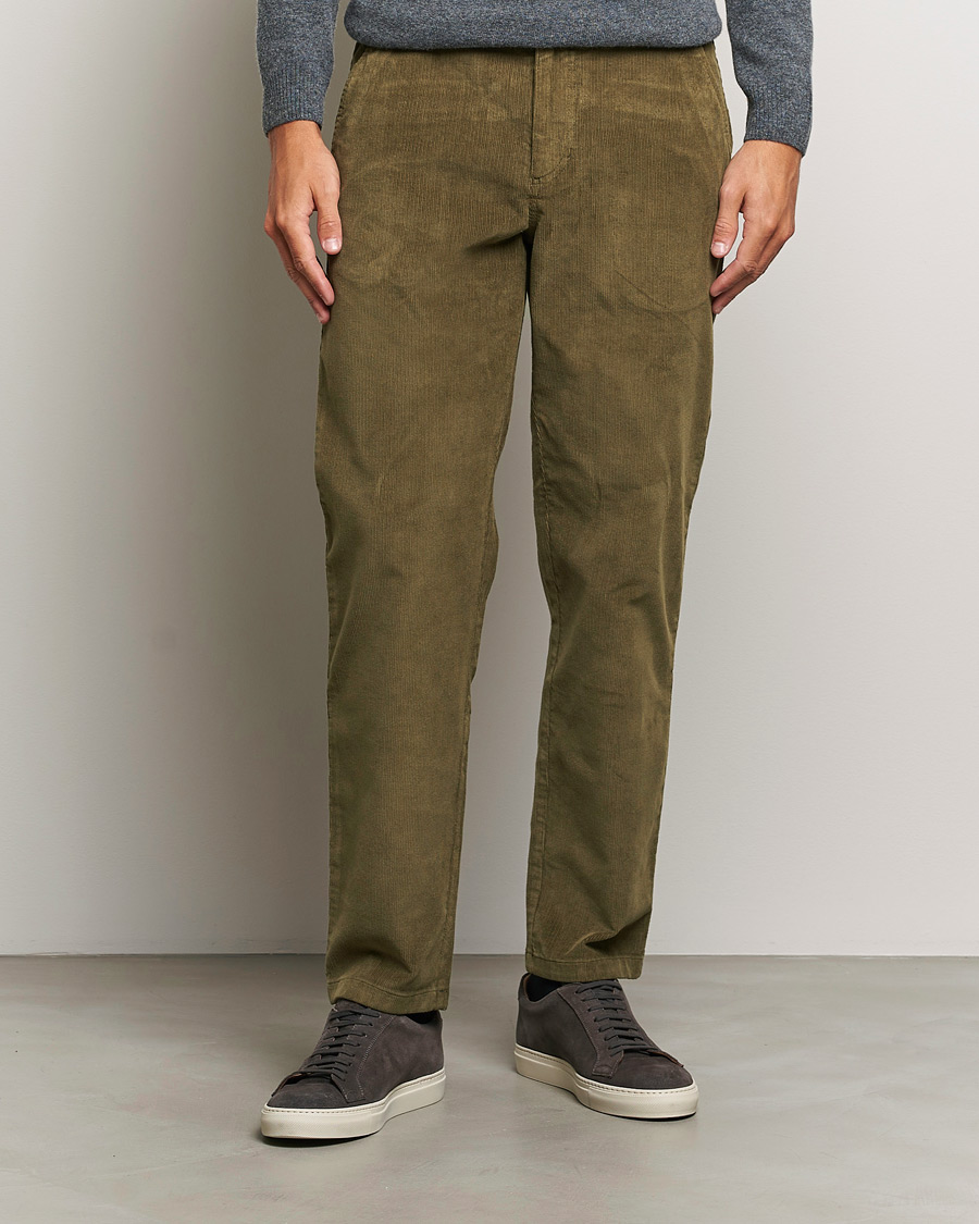 Herr | Manchesterbyxor | KnowledgeCotton Apparel | Chuck Regular Cord Trousers Olive