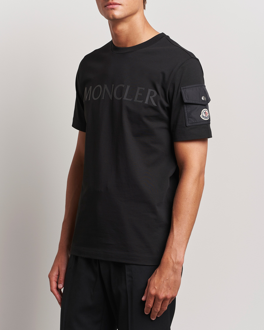 Herr |  | Moncler | Sleeve Pocket T-Shirt Black