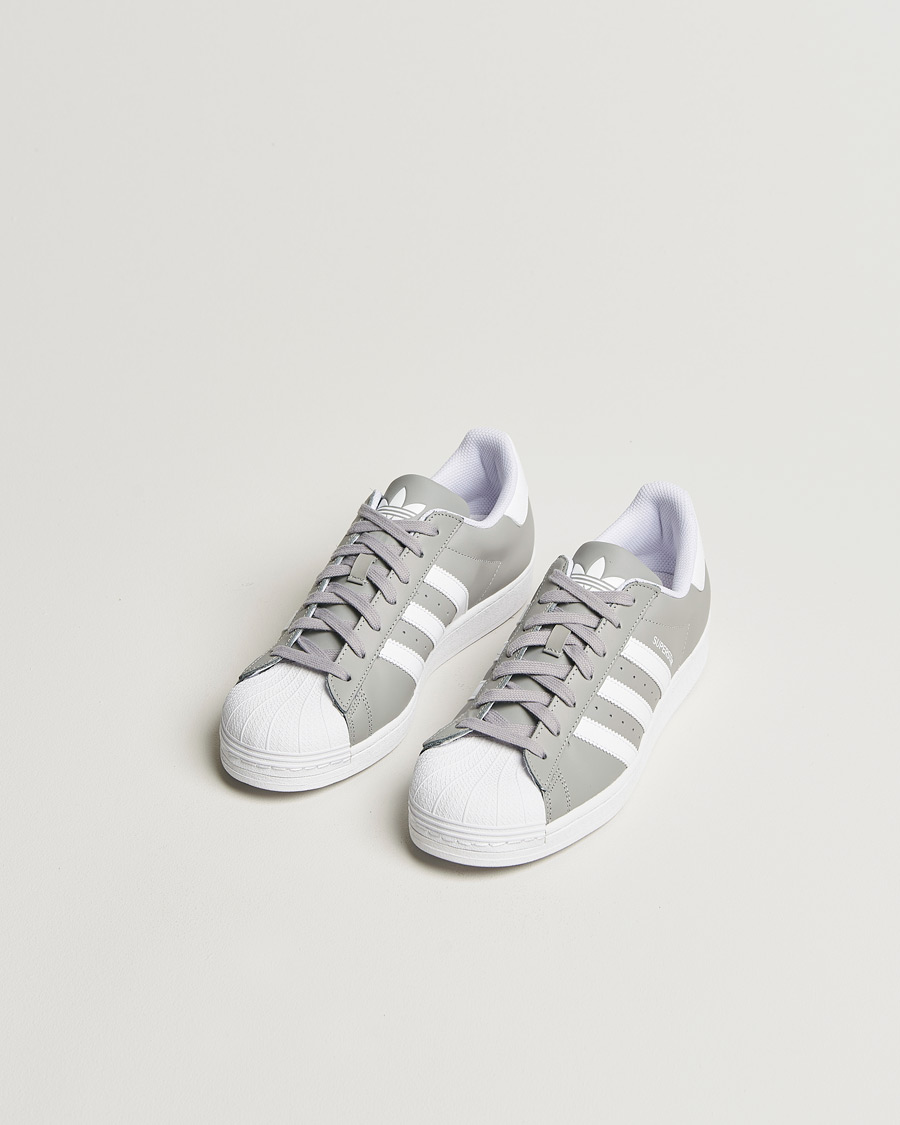 Herr |  | adidas Originals | Superstar Sneaker Grey/White