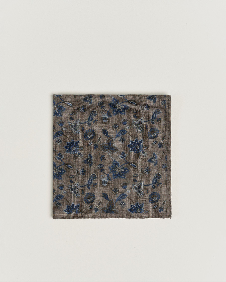 Herr |  | Amanda Christensen | Wool Flannel Printed Flower Pocket Square Brown