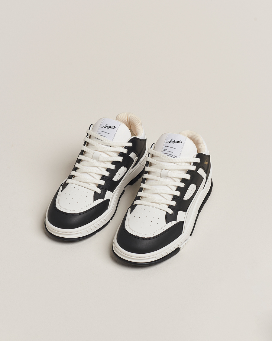 Herr |  | Axel Arigato | Area Lo Sneaker White/Black