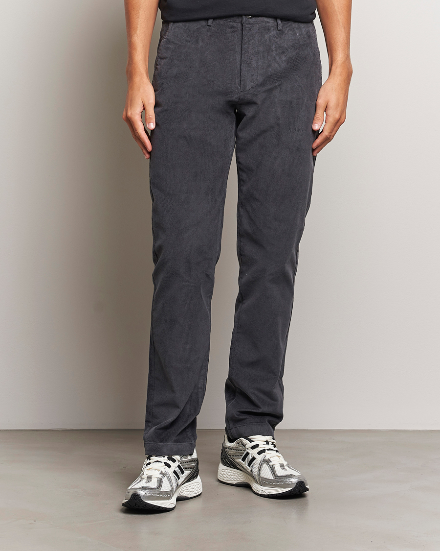 Herr |  | Dockers | Slim Cotton Corduroy Chino Asphalt