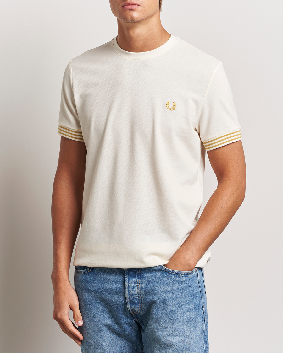 Herr |  | Fred Perry | Striped Cuff Crew Neck T-Shirt Ecru