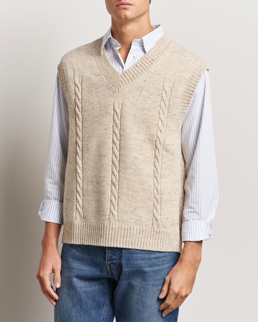 Herr |  | GANT | Cable Knitted V-Neck Vest Seed Melange