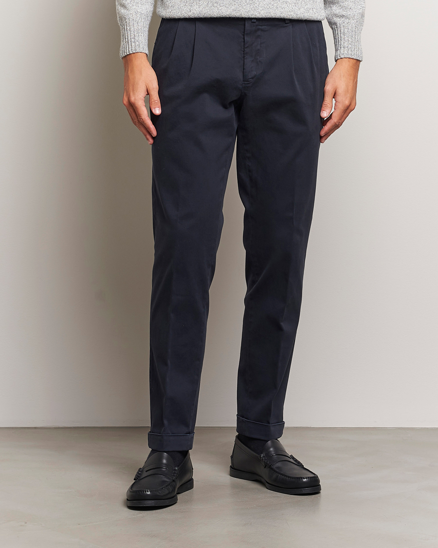 Herr | Udda kavaj | Briglia 1949 | Easy Fit Pleated Cotton Stretch Chino Navy