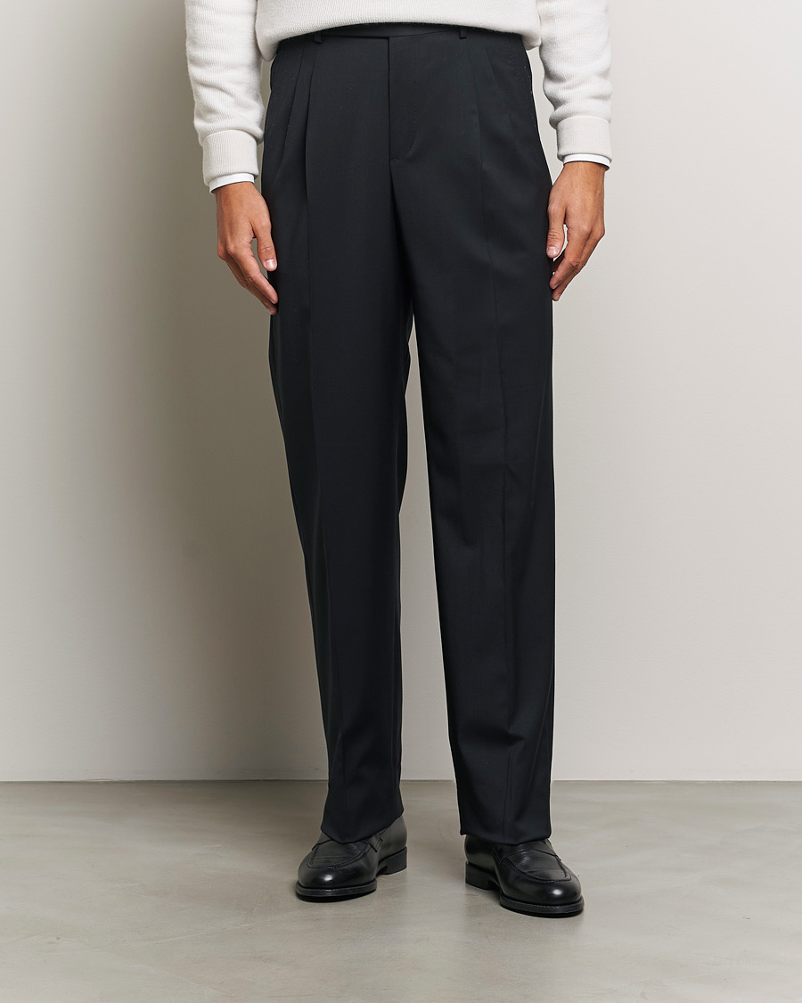 Herr |  | Brioni | Pleated Wool Trousers Navy