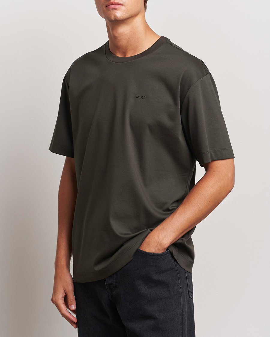 Herr |  | NN07 | Nat Logo Mercerized Crew Neck T-Shirt Dark Army