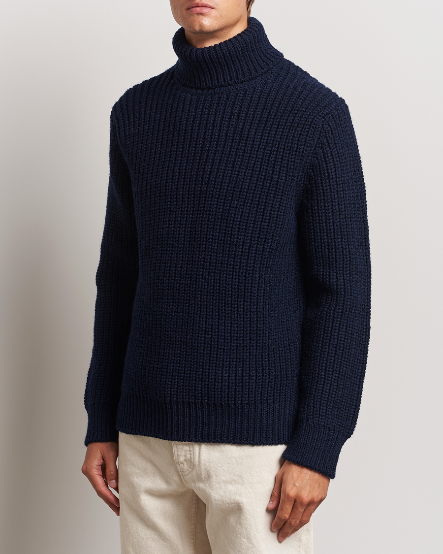 Herr |  | Nudie Jeans | August Chunky Wool Knitted Rollneck Navy