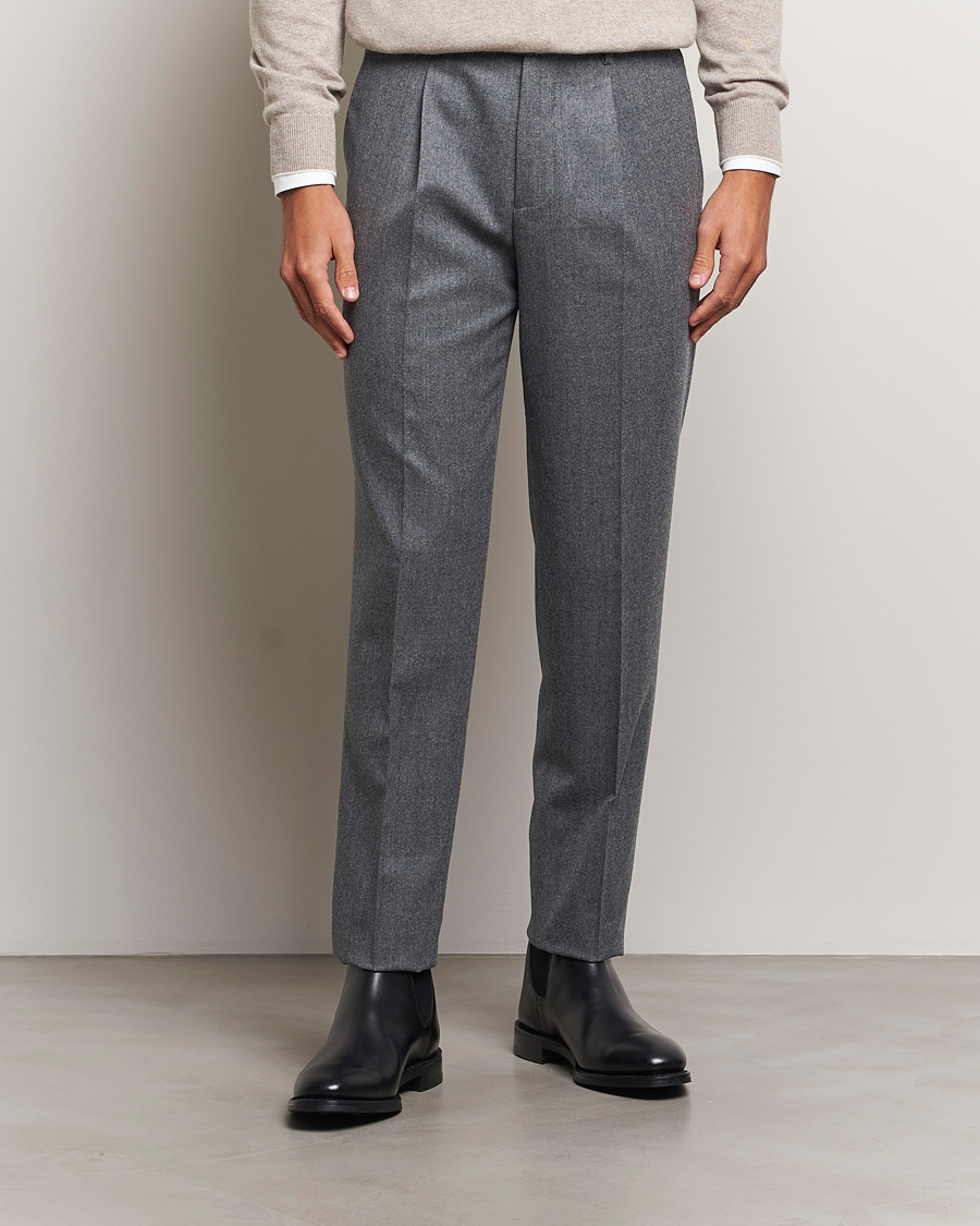 Herr |  | Brunello Cucinelli | Slim Fit Pleated Flannel Trousers Grey Melange