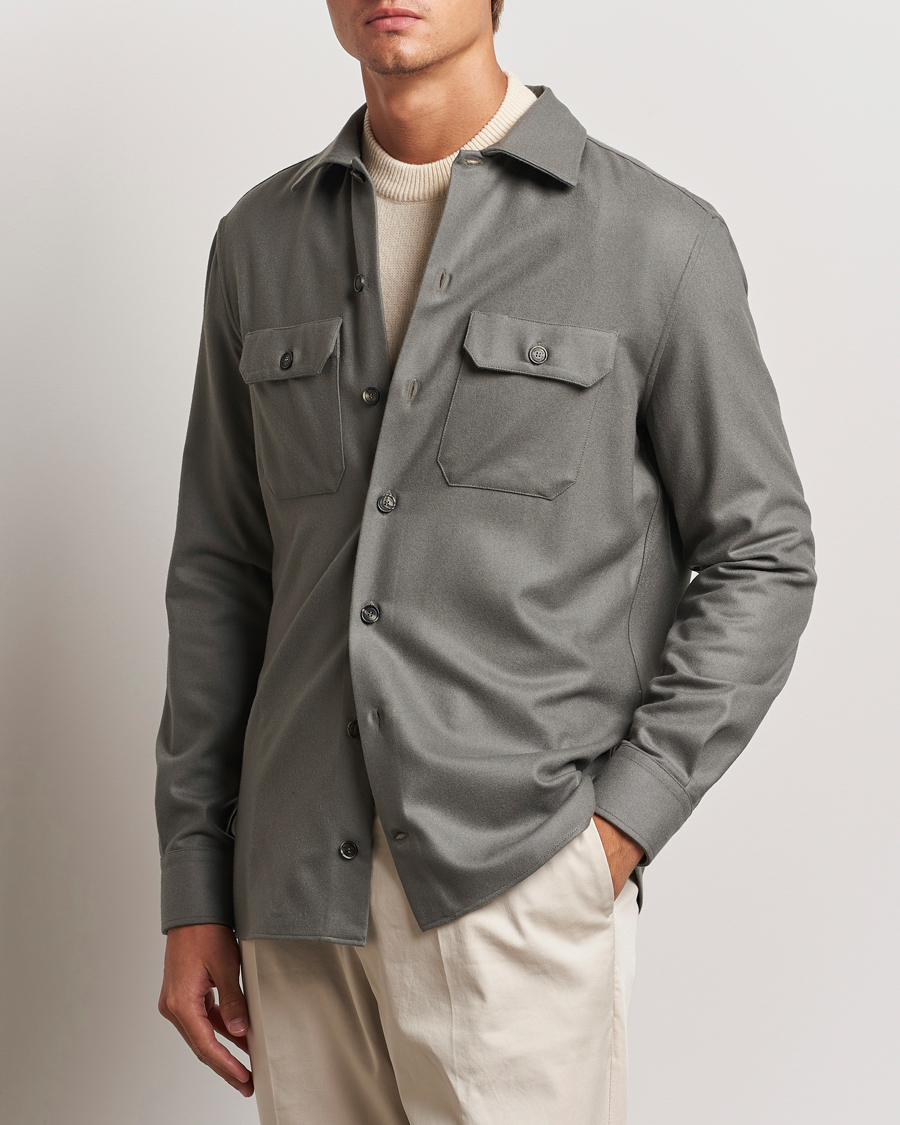 Herr |  | Brunello Cucinelli | Double Pocket Overshirt Olive