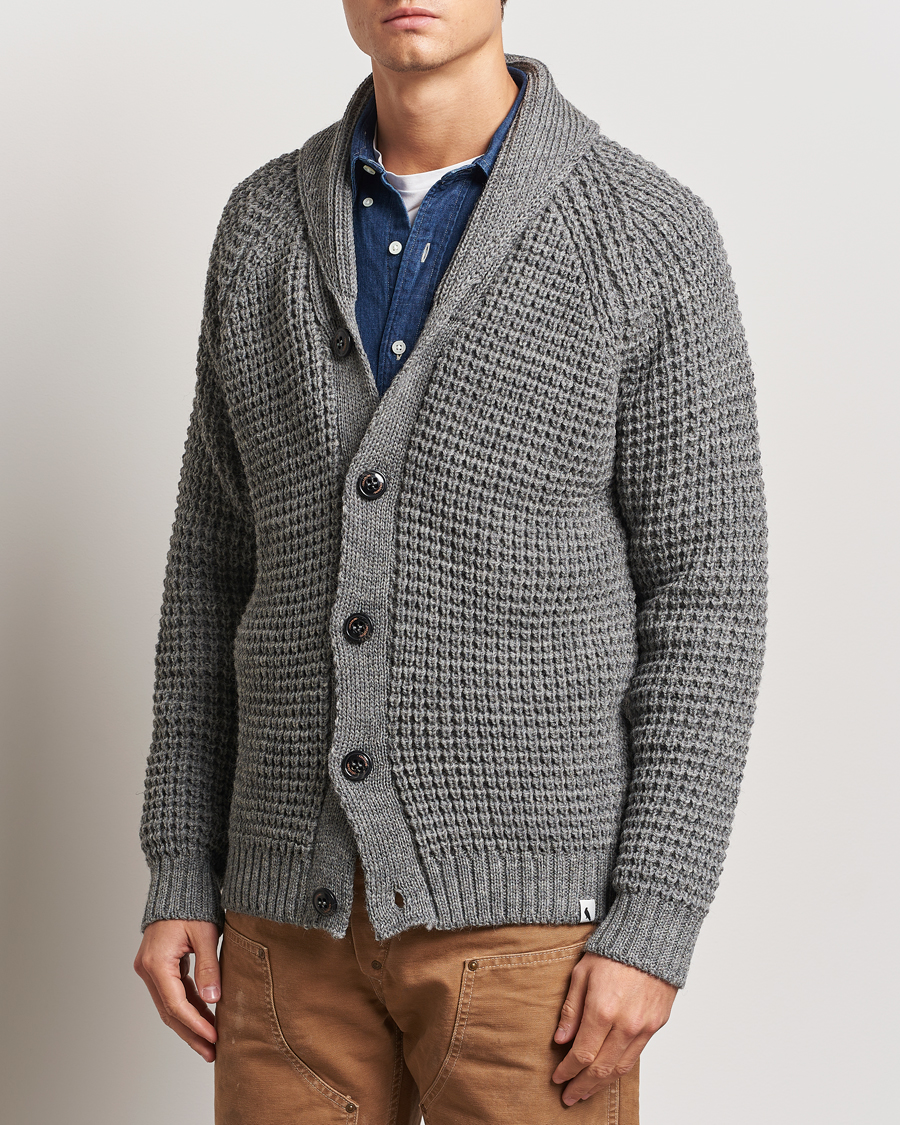 Herr |  | Peregrine | Waffle Wool Shawl Cardigan Steel