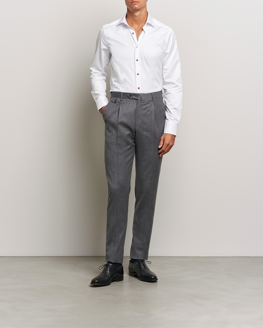 Herr | Skjortor | Stenströms | Slimline Cut Away Contrast Button Shirt White/Red