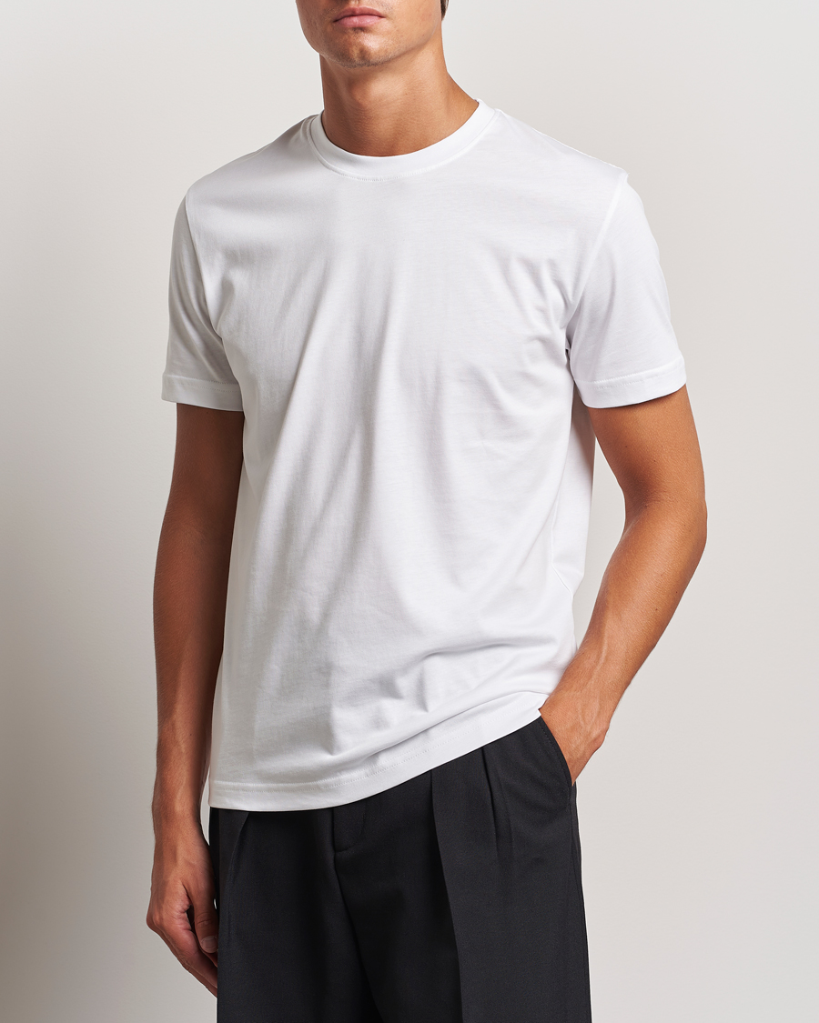 Herr | Nya produktbilder | Tiger of Sweden | Dillan Crew Neck T-Shirt Pure White