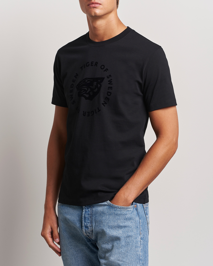 Herr |  | Tiger of Sweden | Dillan Logo Crew Neck T-Shirt Black