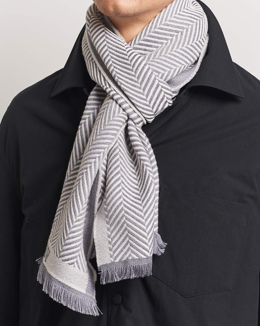 Herr |  | Giorgio Armani | Wool Chevron Scarf Light Grey