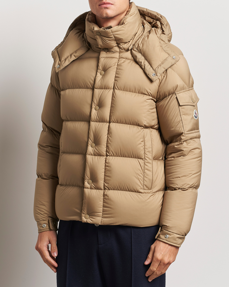 Herr |  | Moncler | Vezere Down Jacket Beige