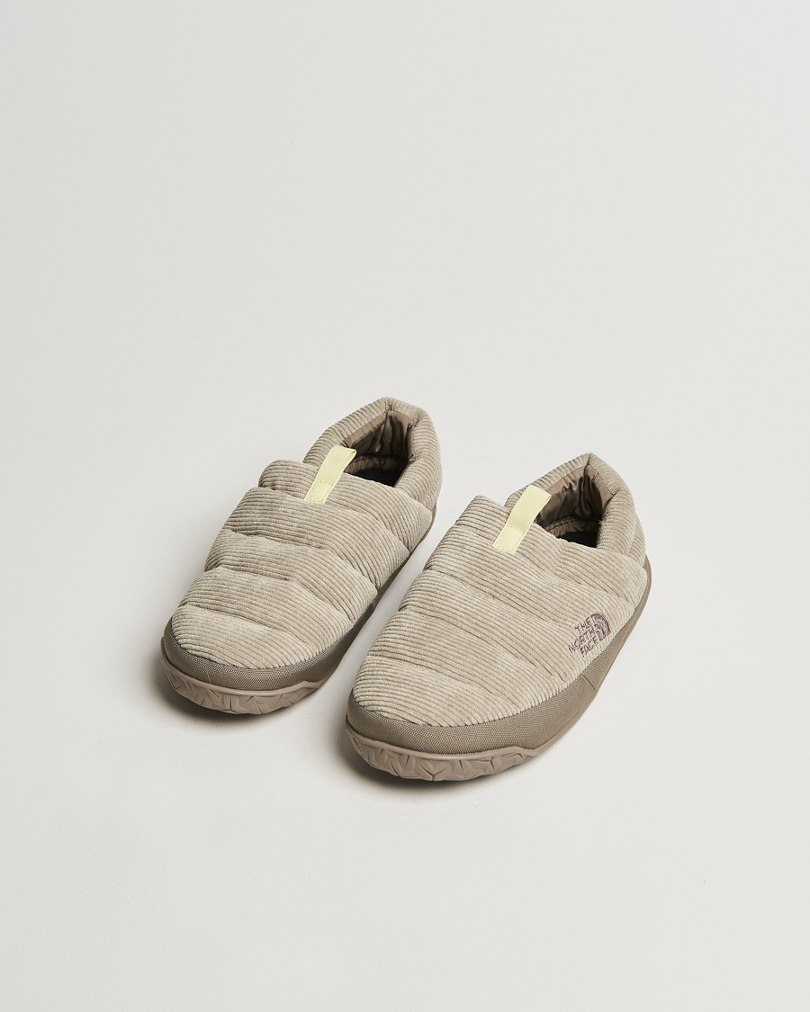 Herr |  | The North Face | Nuptse Corduroy Mule Beige