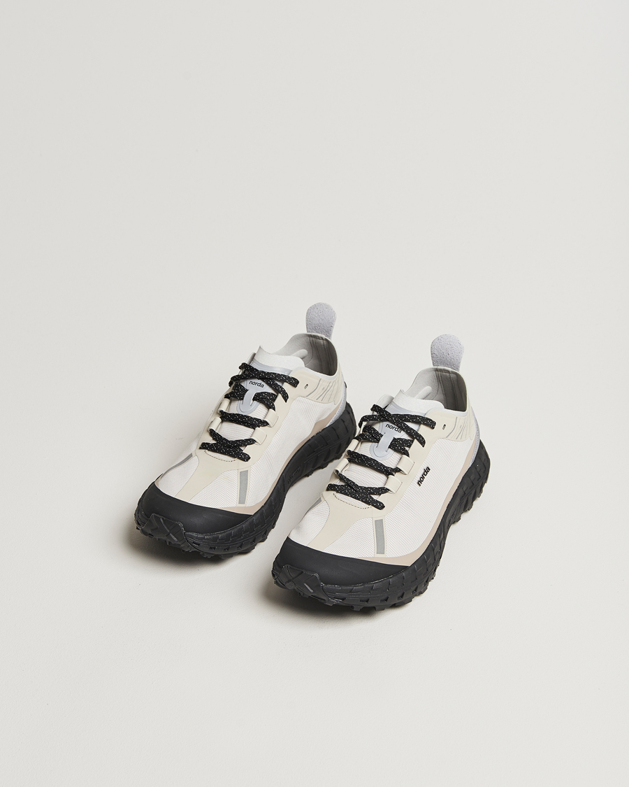 Herr |  | Norda | 001 Running Sneakers Cinder