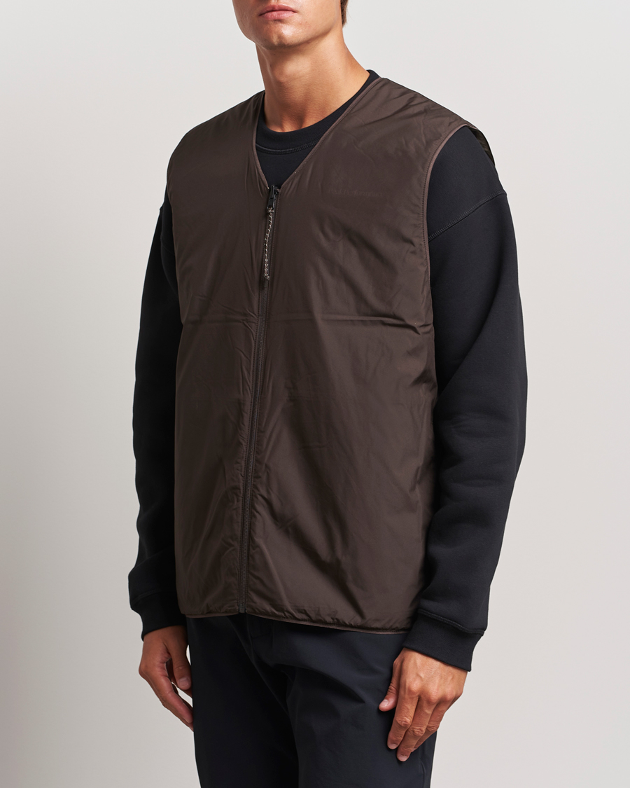 Herr |  | Peak Performance | Insulated Reversable Vest Avid Beige