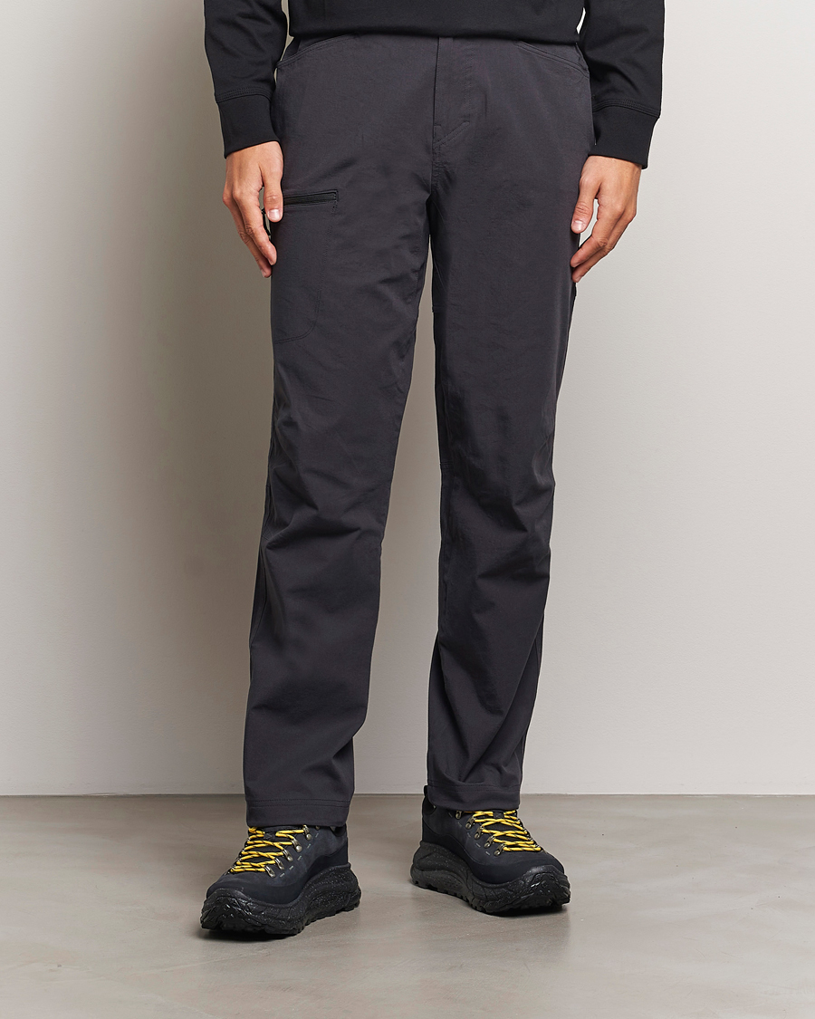 Herr | Patagonia | Patagonia | Venga Rock Pants Ink Black