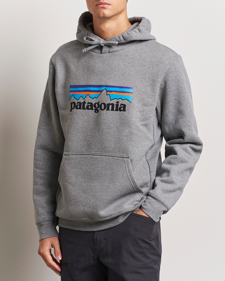 Herr |  | Patagonia | P-6 Logo Uprisal Hoody Gravel Heather