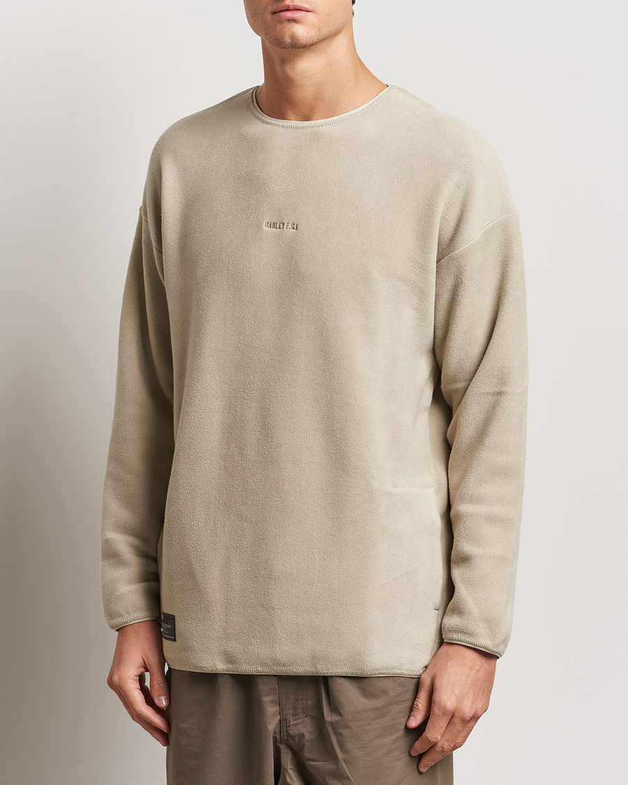 Herr |  | Oakley | FGL Micro Fleece Crew Desert Sand