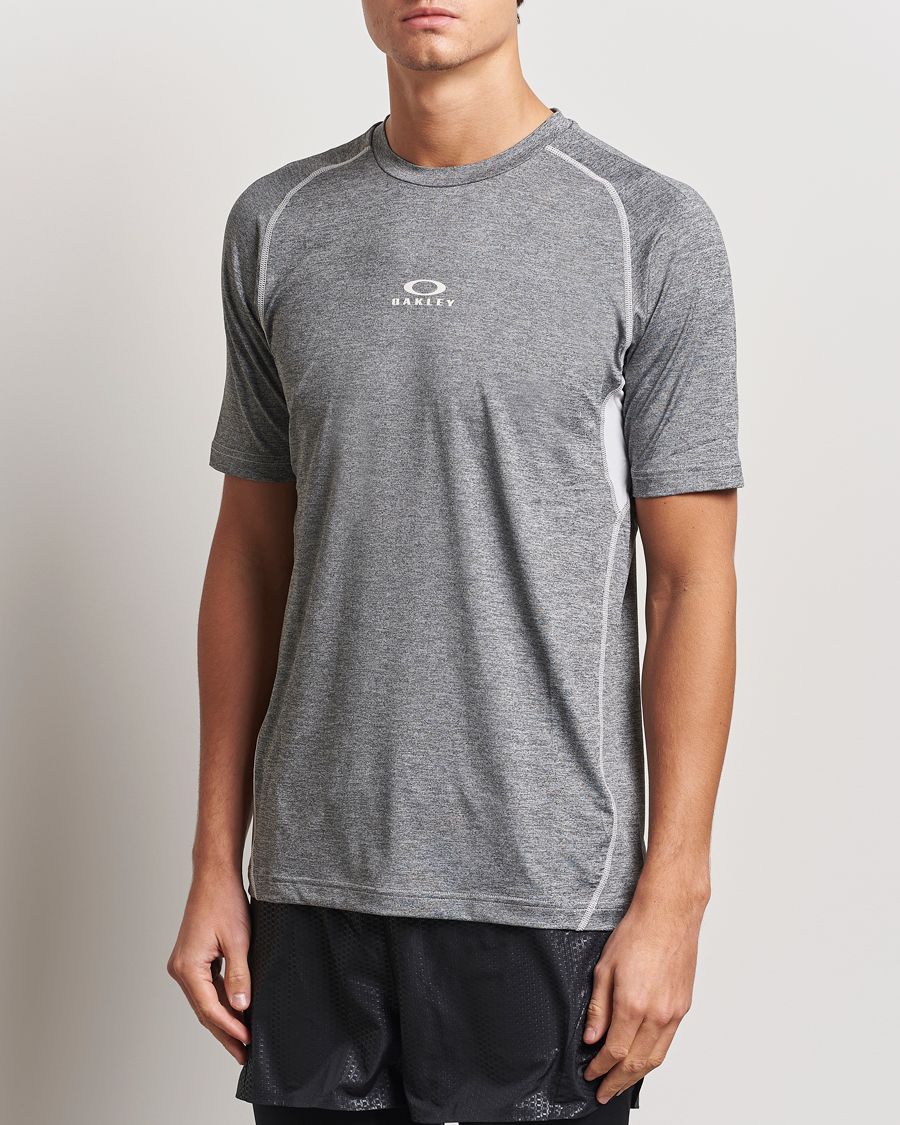 Herr |  | Oakley | Stretch T-Shirt Uniform