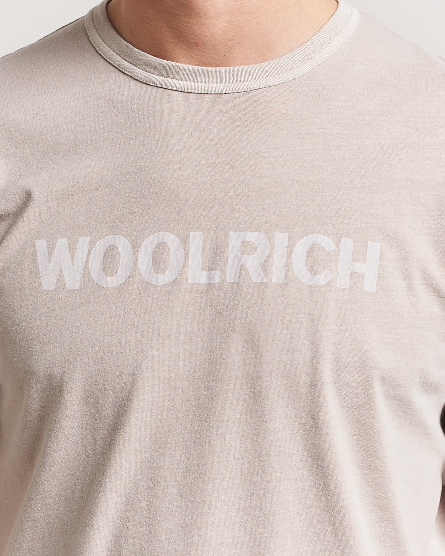 Herr | T-Shirts | Woolrich | Light Garment Dyed T-Shirt Dove