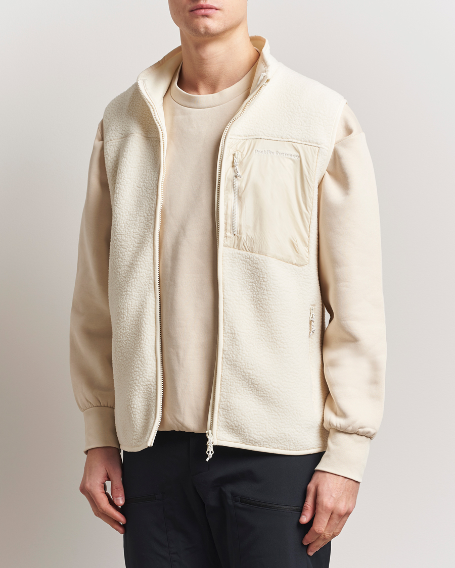 Herr | Västar | Peak Performance | Pile Vest Vintage White
