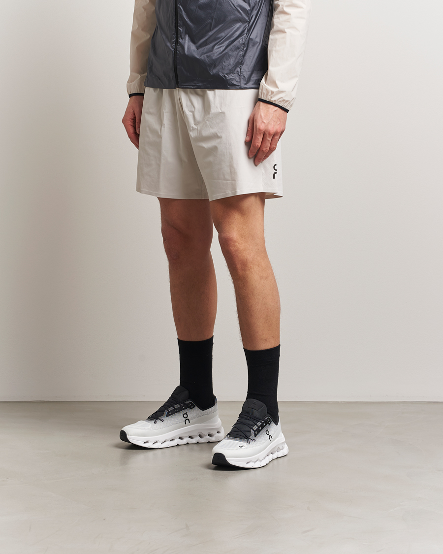 Herr | On Cloudtilt Black/Ivory | On | Cloudtilt Black/Ivory