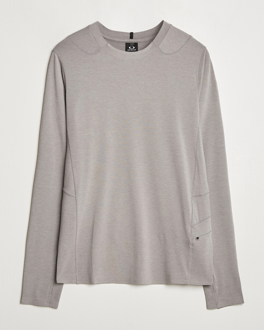 Herr | T-Shirts | Oakley | Latitude Flight Shell T-Shirt Cement