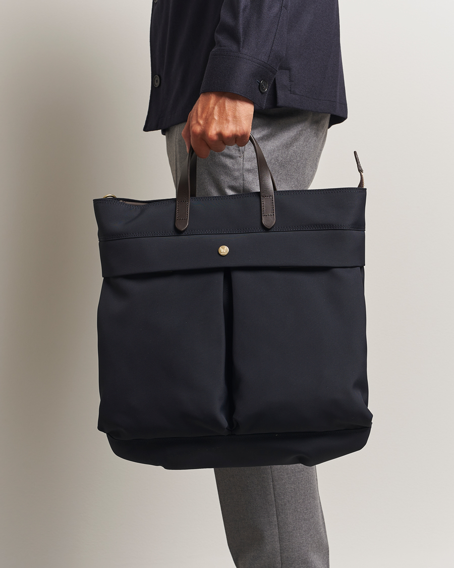 Herr | Väskor | Mismo | M/S Helmet Tote Bag Navy/Dark Brown