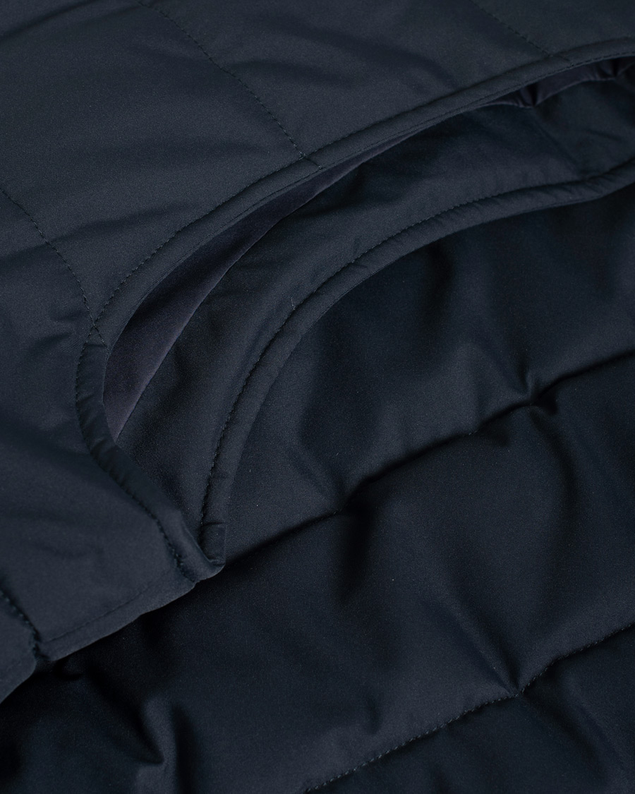 Herr |  | Pre-owned | Kiton Nylon Down Vest Navy