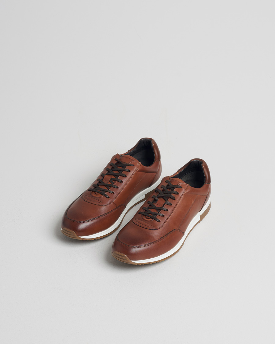Herr | Loake 1880 Bannister Leather Running Sneaker Cedar | Pre-owned | Loake 1880 Bannister Leather Running Sneaker Cedar