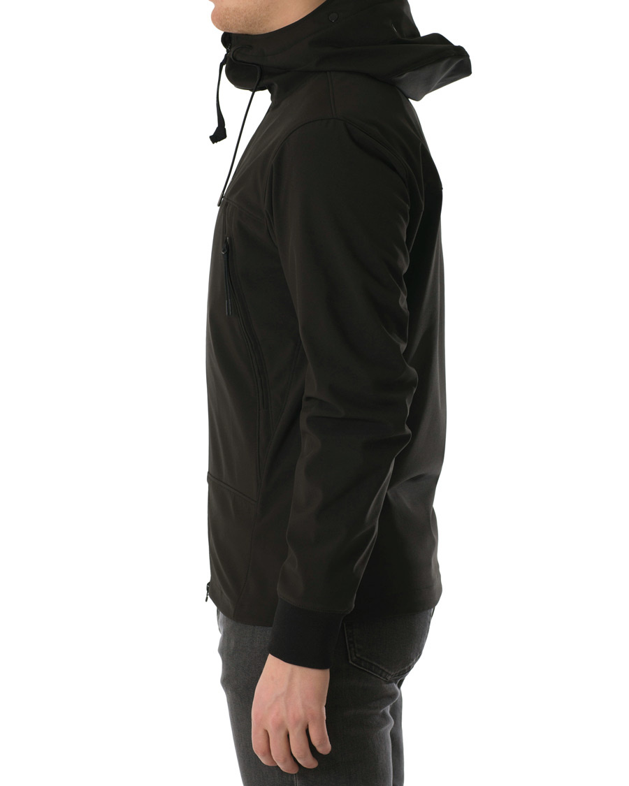 cp company softshell hooded jacket